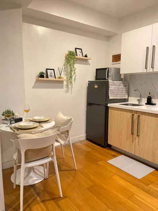 Apartmán The Serene Escape Rockwell Makati City View 1Br Manila Exteriér fotografie