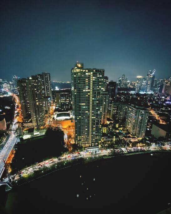 Apartmán The Serene Escape Rockwell Makati City View 1Br Manila Exteriér fotografie